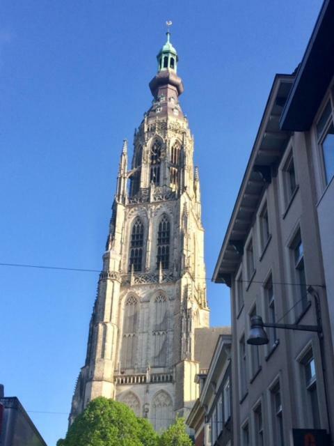 City Centre Apartment Breda Luaran gambar